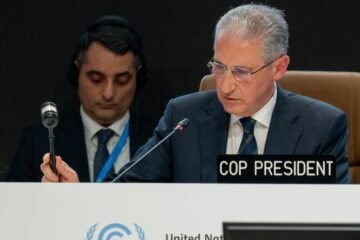 Los países ricos se comprometen a aportar 300.000 millones de dólares de financiación climática