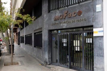 Compañías y sindicatos ponen en cuarentena la legalidad de la prórroga de Muface: quince días de laguna que impedirán la transición «tranquila» que busca Sanidad