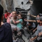Las tropas terrestres israelíes entran en Gaza por el norte y el sur para tomar más territorio
