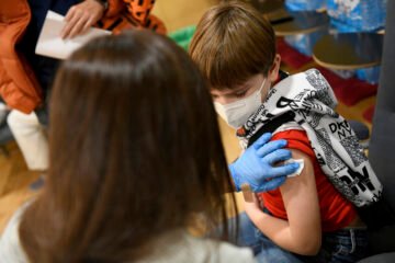 La cobertura vacunal infantil se estanca: «Los progresos distan mucho de ser globales»