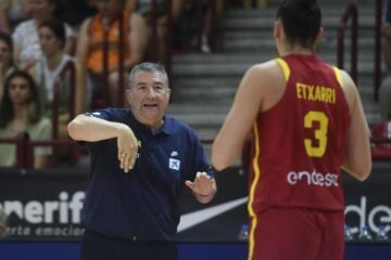 España sufre, pero confirma su presencia en cuartos del Eurobasket femenino