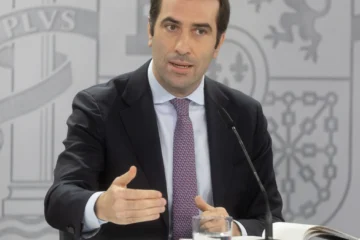 El Gobierno impone una pausa a la opa de BBVA a Banco Sabadell durante tres años