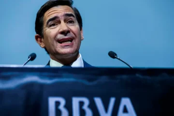 Opa del BBVA al Sabadell: el Gobierno desbarata los planes de Carlos Torres
