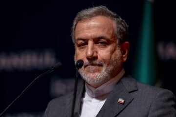 Irán acusa a Washington de la escalada bélica y promete una respuesta al bombardeo
