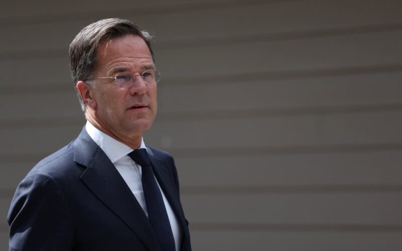 La OTAN busca contrarreloj una solución tras el no español al 5% de gasto militar propuesto por Rutte