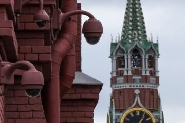 Rusia estrecha la vigilancia sobre los extranjeros al obligarles a grabar su voz y su cara