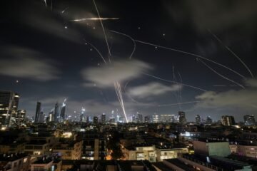 Última hora del conflicto en Oriente Próximo, en directo | Israel bombardea instalaciones nucleares iraníes en Isfahan