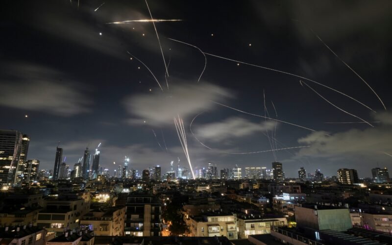 Última hora del conflicto en Oriente Próximo, en directo | Israel bombardea instalaciones nucleares iraníes en Isfahan