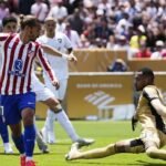 Un Atlético desquiciado logra una victoria insuficiente para evitar la eliminación