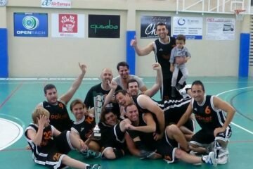 El Palmer Basket, de la liga de empresas a la Primera FEB