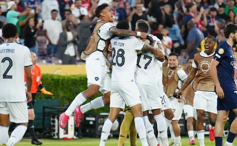 El día que Botafogo ganó a la campeona de Europa… ¡Con la camiseta del Depor!