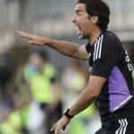 La RFEF negocia con Raúl para que se haga cargo de la Sub-21 ante la inminente marcha de Santi Denia