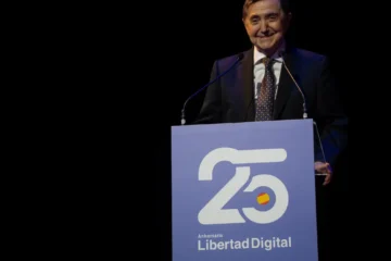 Jiménez Losantos: «Este proyecto empezó por la desconfianza hacia el poder»