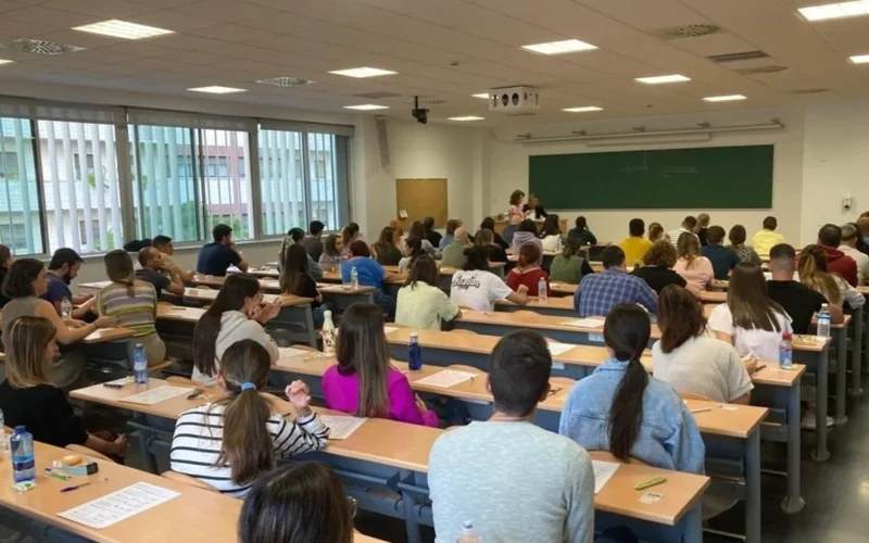 La Administración convoca una oferta extraordinaria de empleo de unas 1.000 plazas para cubrir las bajas por jubilación parcial anticipada