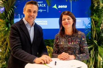 American Express renueva su acuerdo con Aena para seguir ofreciendo Fast Track y Fast Lane a sus titulares en los principales aeropuertos de Aena