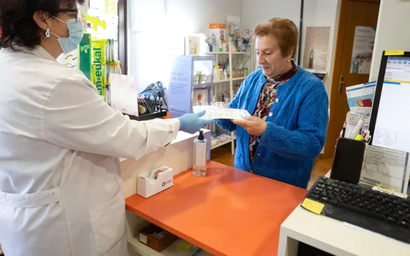 Las farmacias educan en salud mental