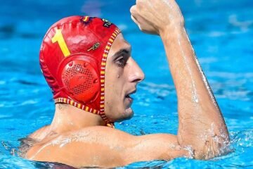 España supera con agonía a Grecia en la tanda de penaltis y pasa a la final del Mundial de Singapur