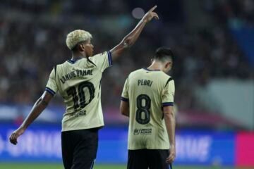 El viejo Barça se exhibe en Corea y arrasa al Seúl