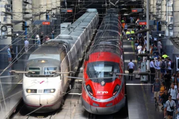 Renfe cierra la puerta a alquilar trenes de alta velocidad a otras operadoras para que puedan llegar a Galicia o Asturias