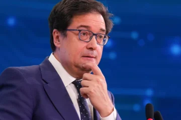 Jueces, fiscales, inspectores, auditores cargan contra del nuevo sistema de oposición para altos funcionarios