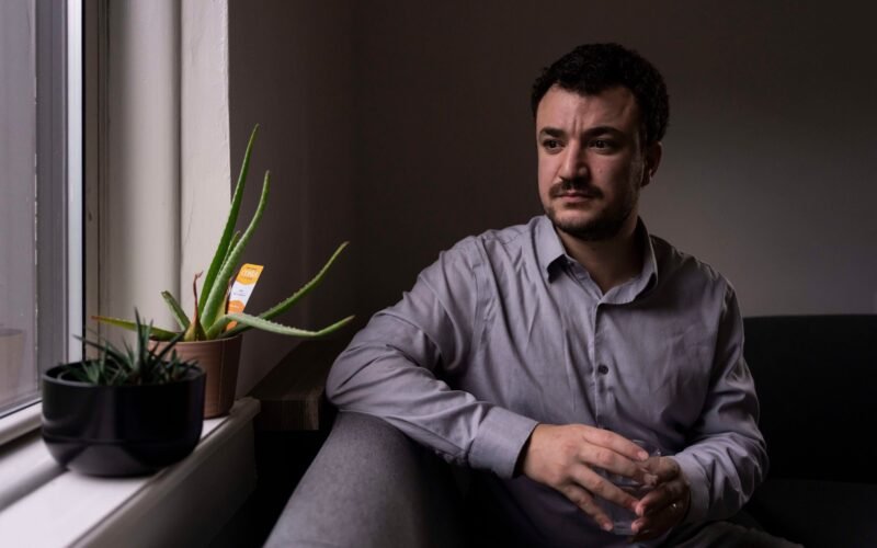 El activista palestino de Columbia reclama 20 millones de dólares a la Administración de Trump por haber sido detenido