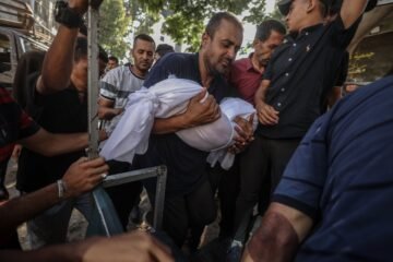 Última hora del conflicto en Oriente Próximo, en directo | Las tropas israelíes avanzan en Jan Yunis y obligan a los gazatíes a hacinarse en la costa