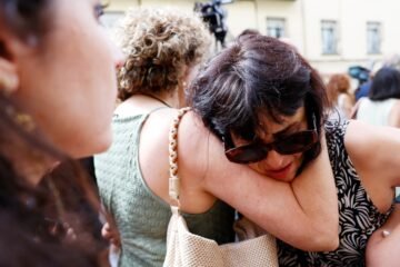 La jueza aplaza al viernes la entrega del hijo de 11 años de Juana Rivas al padre del menor