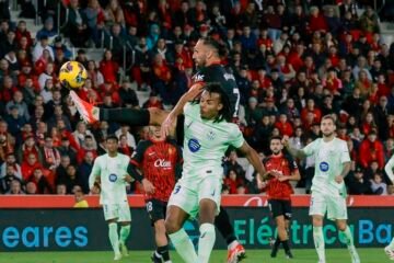 Horario y dónde ver por televisión el RCD Mallorca-FC Barcelona