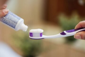 Alerta sanitaria: qué está pasando con los dentífricos con fluoruro de estaño prohibidos en cinco países