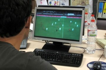 ¿Me pueden multar por ver fútbol pirata en mi casa?