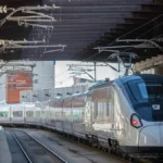 Cancelada de forma definitiva para todo el día la circulación de trenes entre Galicia y Madrid por el fuego