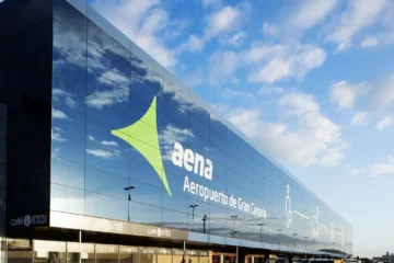 Récord mensual de viajeros en los aeropuertos españoles: 32,7 millones de pasajeros en julio