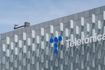 Competencia libera a Telefónica de la obligación de prestar su banda ancha a otros operadores