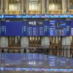 La confirmación de la opa lleva a rojo BBVA y dispara al Sabadell en bolsa