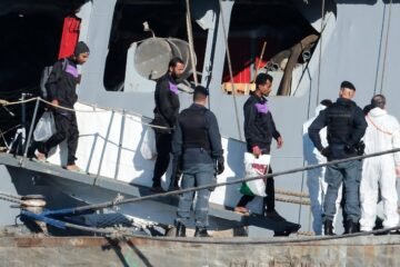 El tribunal de la UE deja tocado el ‘modelo Albania’ de Meloni: legitima a los jueces italianos para que supervisen las deportaciones