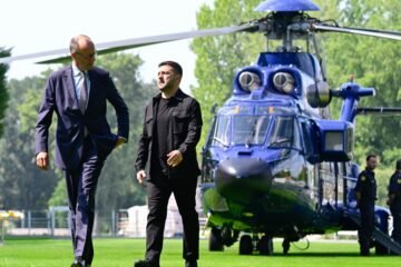 Los líderes de los grandes países europeos, menos Sánchez, discuten con Trump el futuro de Ucrania