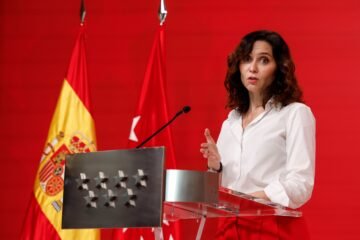 Ayuso lleva al colapso el Consejo Escolar del Estado al retirar de golpe a la mitad de su equipo técnico