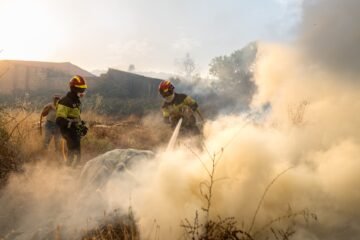 ¿Cómo avanzan los incendios del verano? Consulte el mapa con los últimos fuegos activos