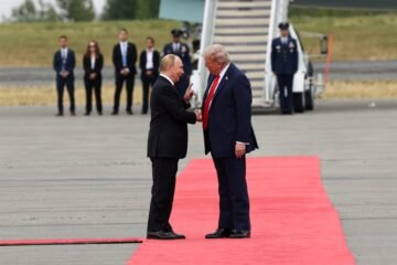 Última hora de la guerra de Rusia y Ucrania, en directo |Trump y Putin no logran un acuerdo sobre la guerra de Ucrania, aunque aseguran que ha habido “progresos”