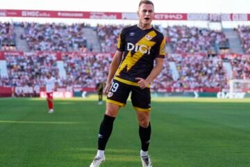 El Rayo se exhibe en Girona en el estreno de la Liga