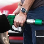 Elegir la gasolinera más barata puede suponer un ahorro de hasta 948 euros al año en combustible