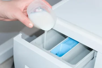 Precio de la luz hoy, domingo 10 de agosto, por horas: ocho franjas en las que el MWh está por los suelos