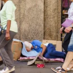 Un economista denuncia que a pesar de batir «récords de empleo» el trabajo en España «no garantiza una vida digna»