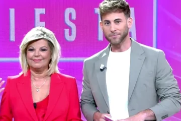 César Muñoz, presentador de ‘Fiesta’, habla de su compañera Terelu Campos: «No se calla las cosas»