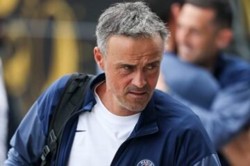 Luis Enrique, hospitalizado tras una caída en bicicleta