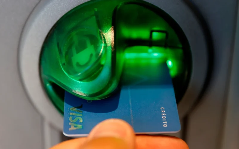 Cambios en las transferencias bancarias desde hoy: así te afectará la nueva norma sobre pagos inmediatos