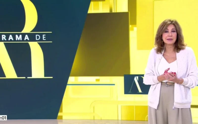 Ana Rosa Quintana critica el uso partidista que hace Pedro Sánchez del cambio de hora: «A las familias les preocupa cómo pagar la hipoteca»