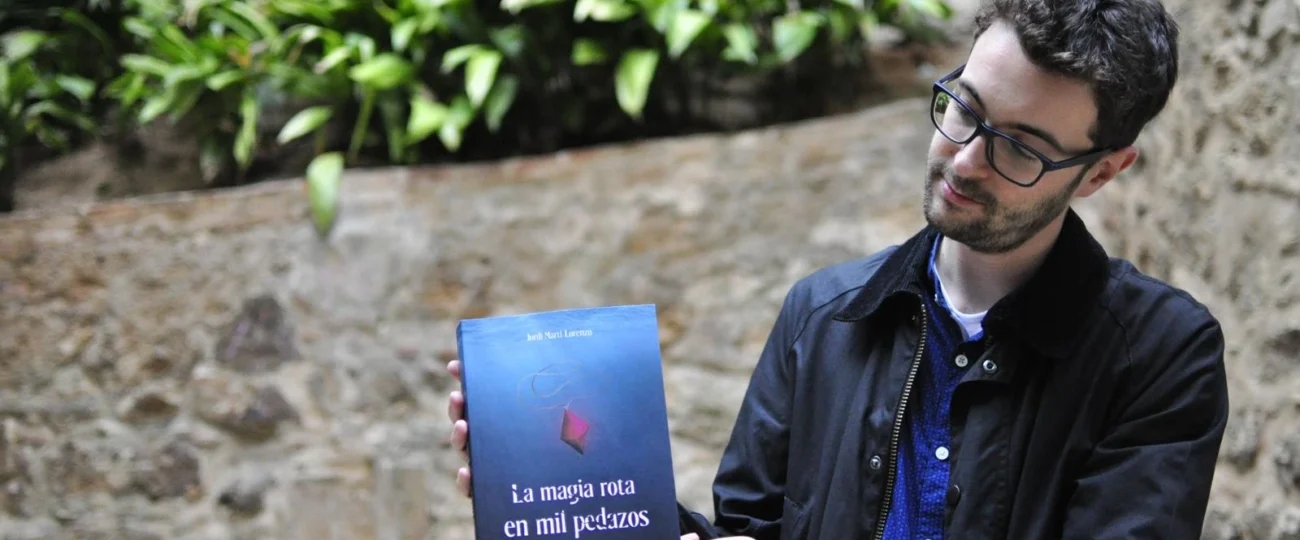 Jordi Martí Lorenzo debuta en la fantasía épica con La magia rota en mil pedazos