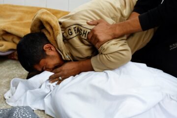 Israel mata a 21 personas en Gaza en un día y acusa a Hamás de violar la tregua de manera “flagrante”