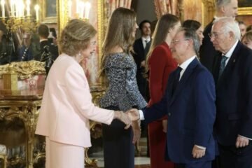 Juan Vivas valora la «relevancia histórica» del 50 aniversario de la monarquía